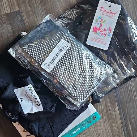 Black Hosiery for Women - Picture 2 of 5